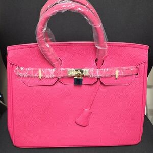 Elegant Pink Handbag